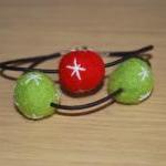 Felt double bracelet in red..