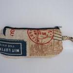 Wristlet travel pouch for n..