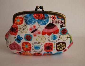 Kiss Lock Purse ..